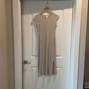 Slim fit cream dress